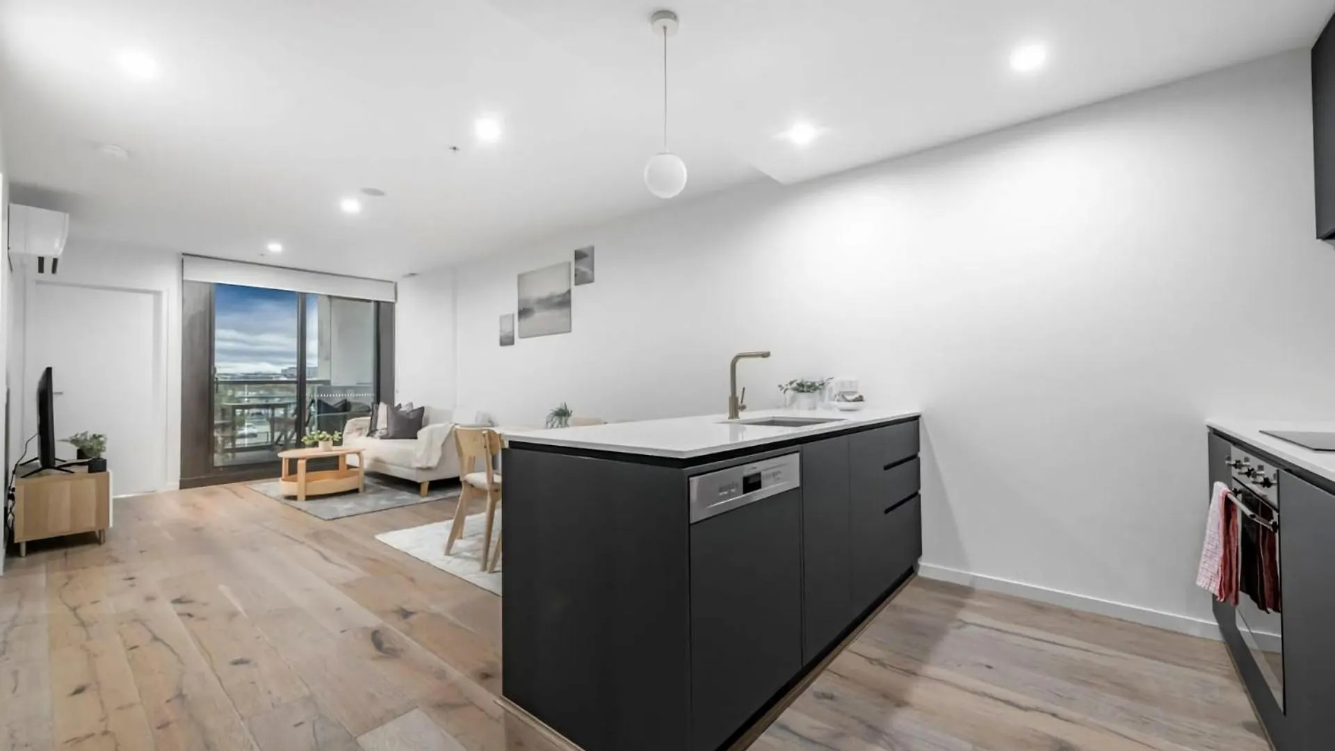 Appartamento Delight In The Heart Of Canberra Australia