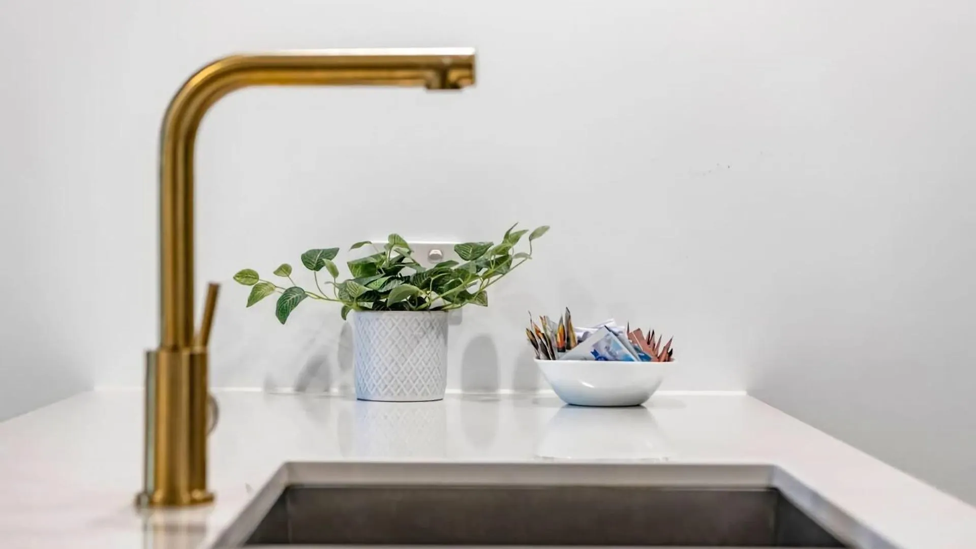 Delight In The Heart Of Canberra Apartment