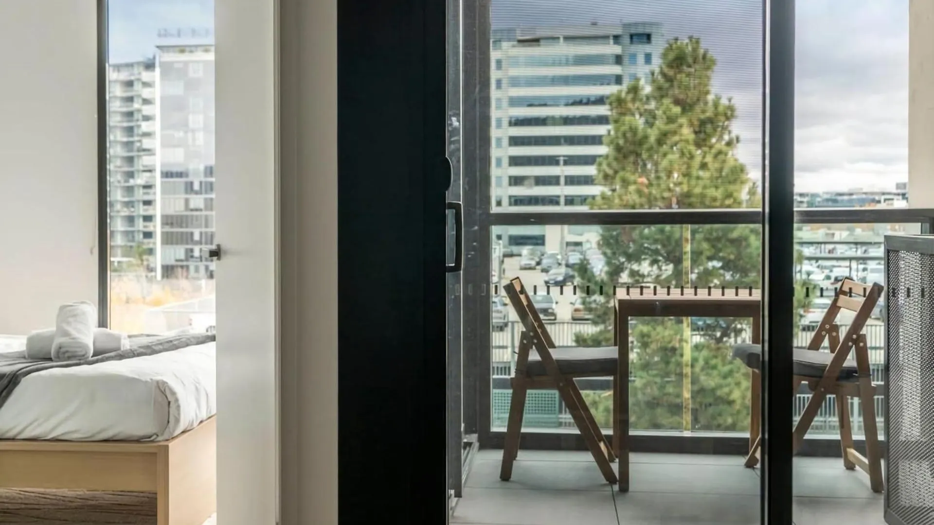 Delight In The Heart Of Canberra
